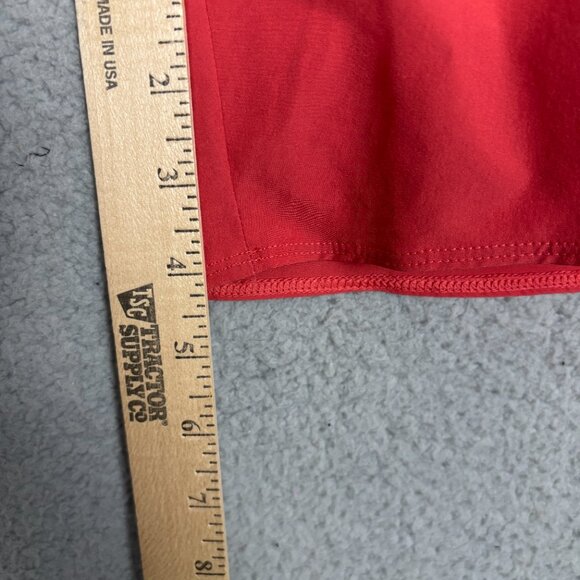 Under Armour Women's Flex Woven Shorts Size Small Color Chakra NWT's. - Picture 10 of 10